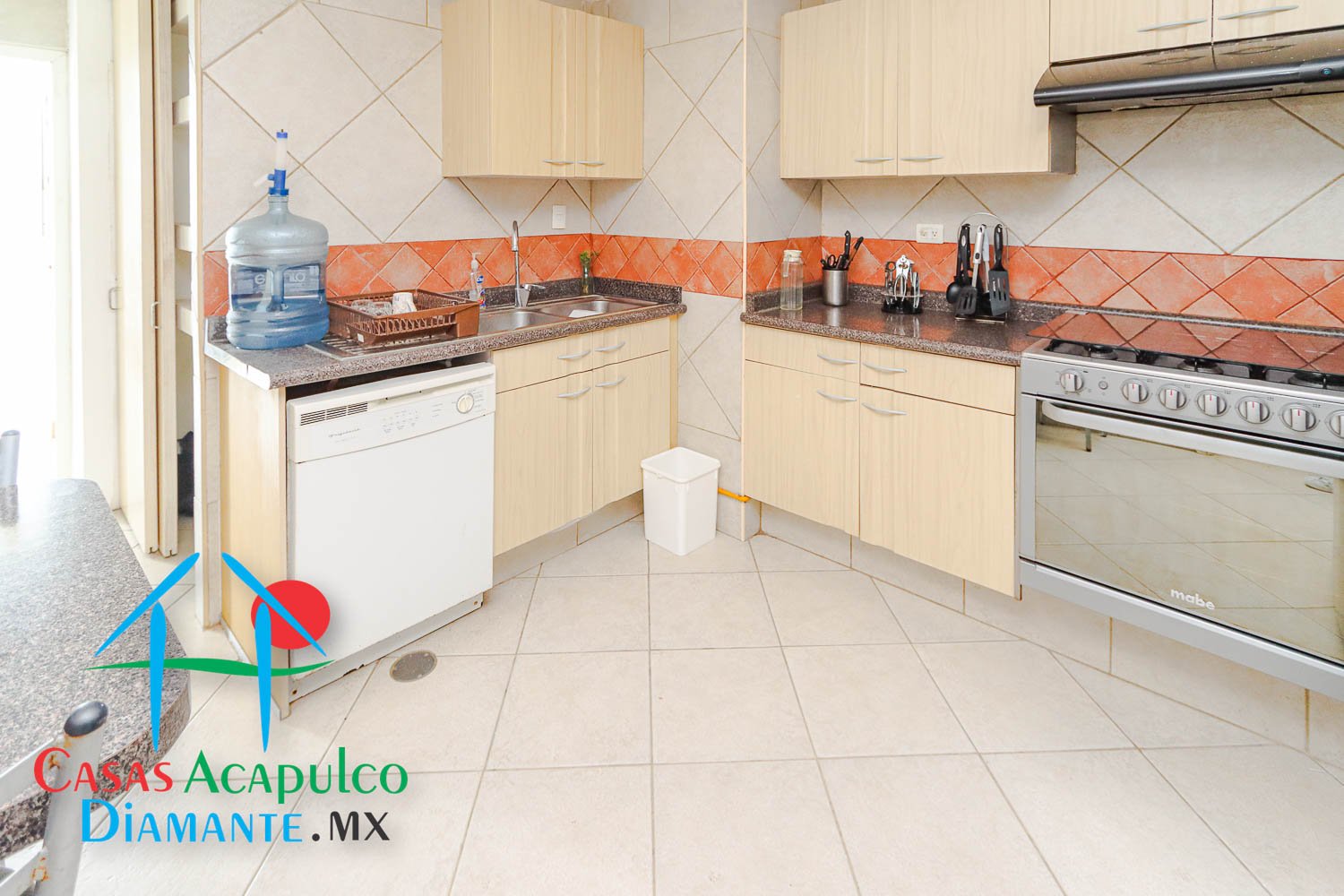 Maralago E 1201 - Cocina antes de Otis 1